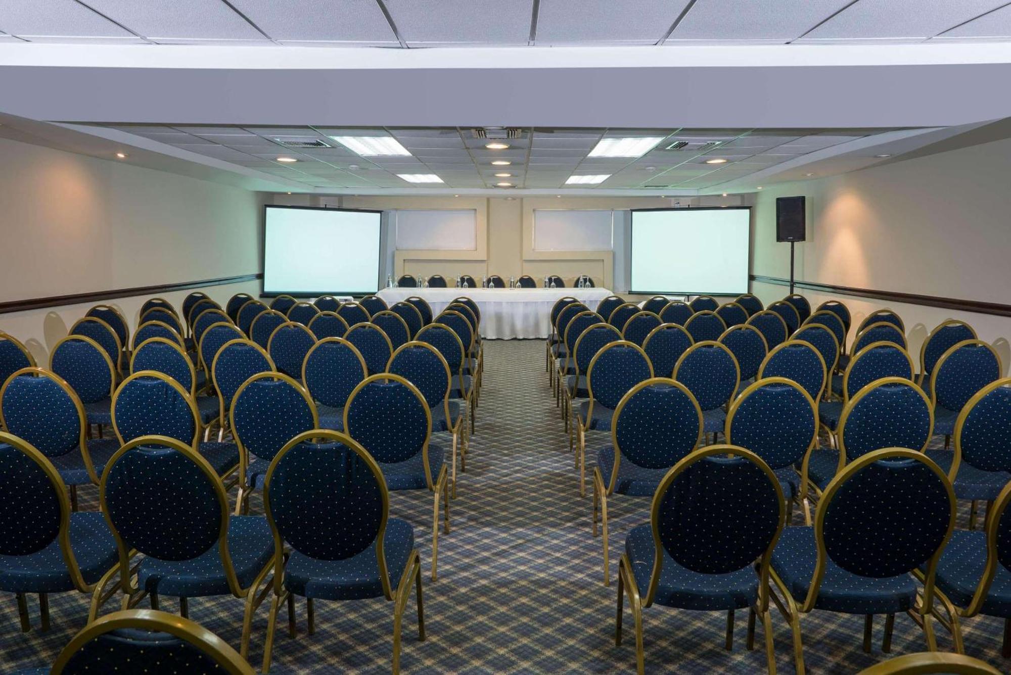 Radisson Hotel Santo Domingo Esterno foto